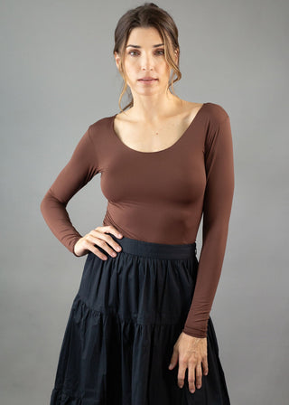 REVERSIBLE LONG SLEEVE SCOOP CHOCOLATE