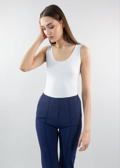 reversible scoop tank white
