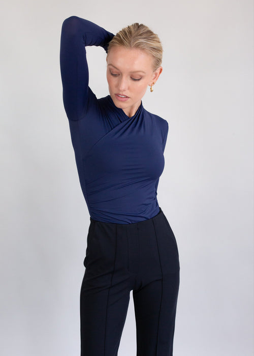 silhouette wrap top 